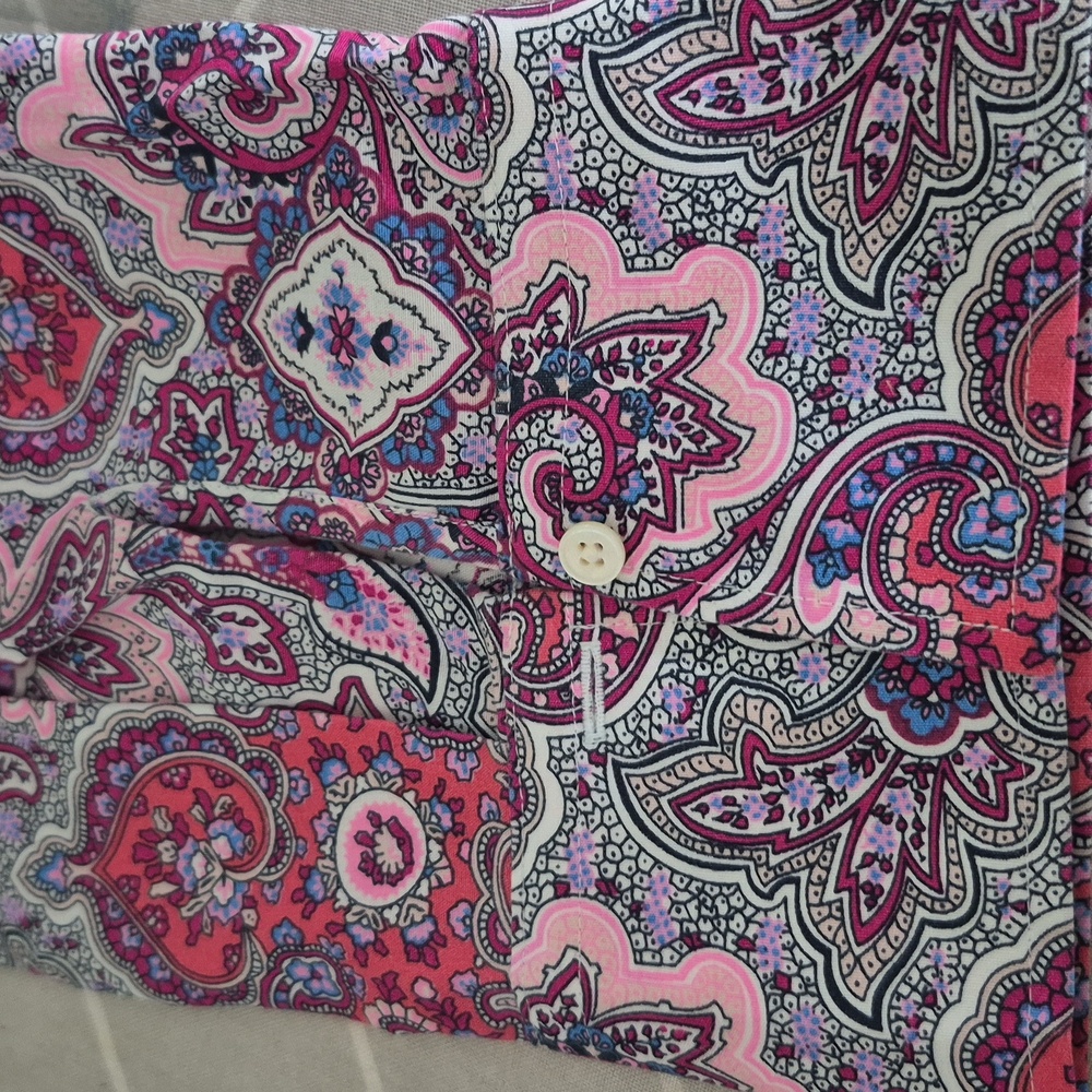 TALBOTTS 10 Beautiful Pink Raspberry Paisley Blouse. NWOT - Picture 4 of 4